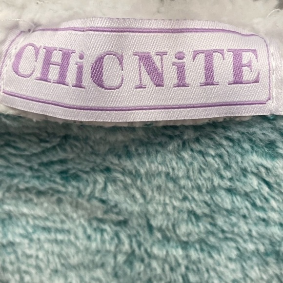Chic Nite fluffy Robe - Picture 7 of 13